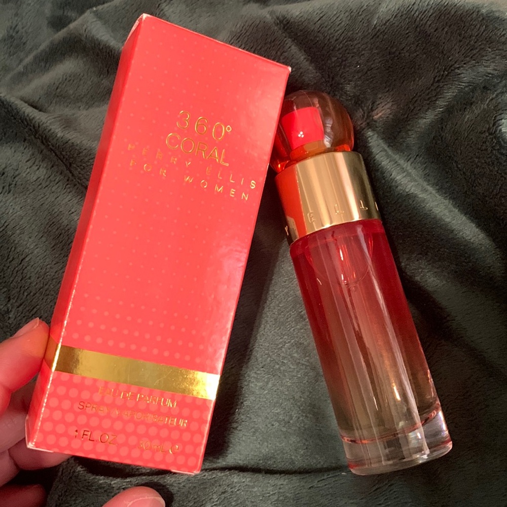 Perfume 360 Coral Perry Ellis for women